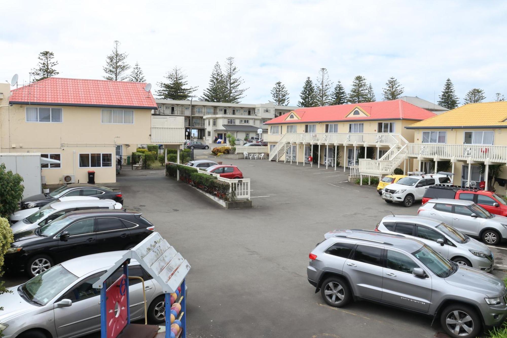 Bk'S Fountain Court Motel Napier Exterior photo