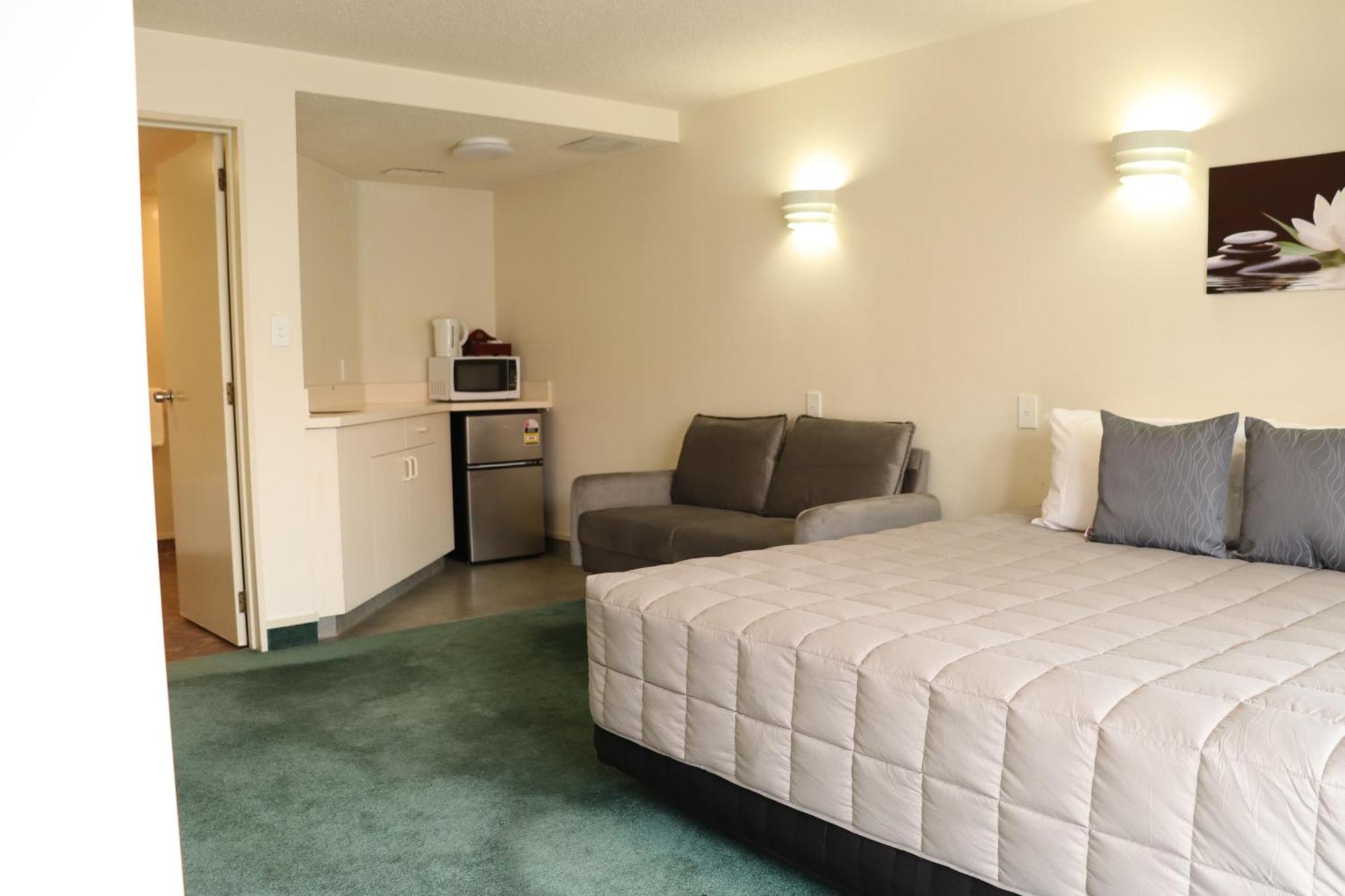 Bk'S Fountain Court Motel Napier Exterior photo