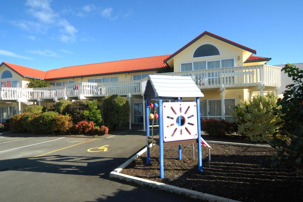 Bk'S Fountain Court Motel Napier Exterior photo