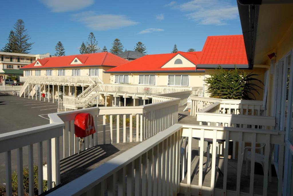 Bk'S Fountain Court Motel Napier Exterior photo